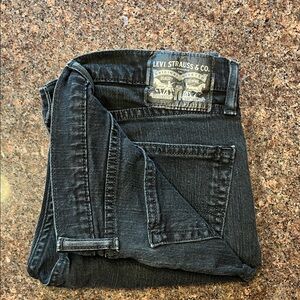 Levi's Men's 32W x 30L Black Jeans